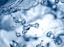 assets/images/activities/oberursel-wasser-massage/1280_0003_splashing-275950_1920-270x200x90.jpg