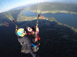 assets/images/activities/oesterreich-30-min-tandemthermikflug-mit-gleitschirm-auf-dem-gerlitzen-am-ossiacher-see/Glei-Win-1-270x200x90.jpg