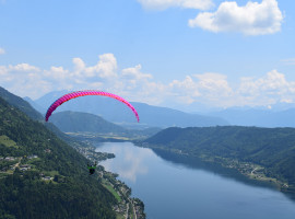 assets/images/activities/oesterreich-30-min-tandemthermikflug-mit-gleitschirm-auf-dem-gerlitzen-am-ossiacher-see/Glei-Win-2-270x200x90.jpg