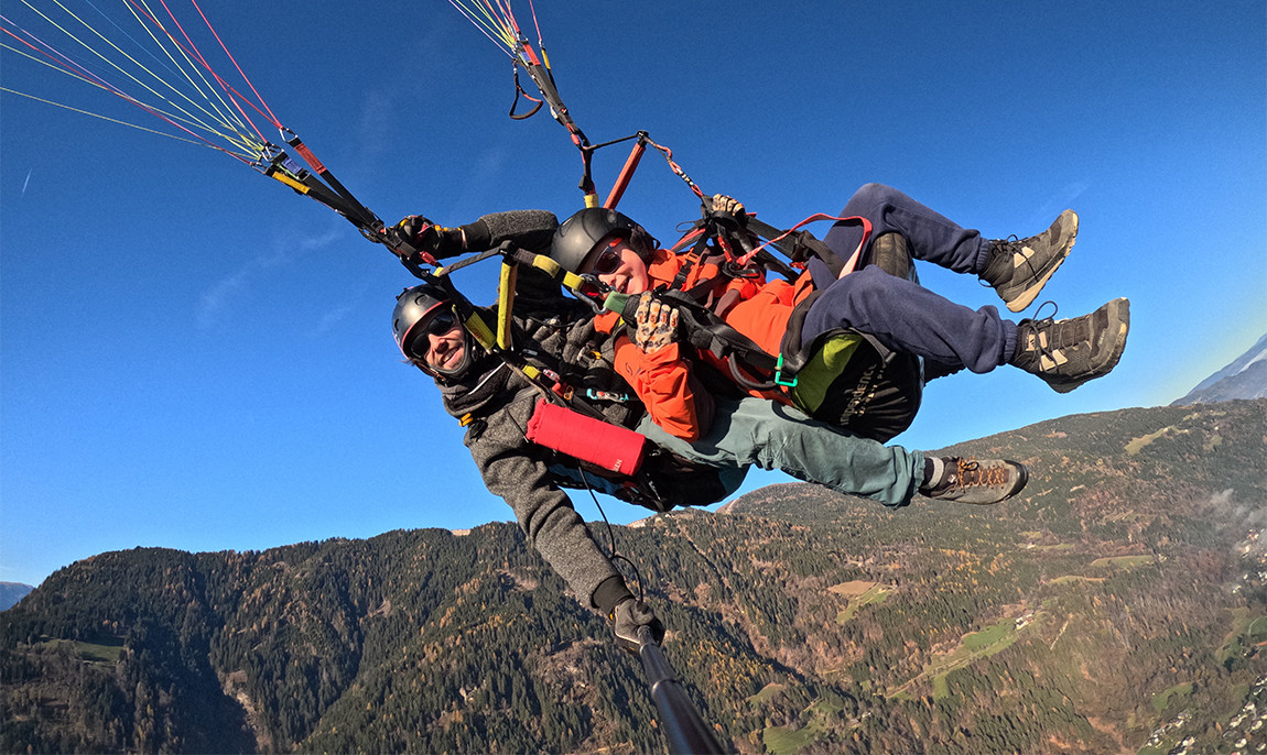 assets/images/activities/oesterreich-30-min-tandemthermikflug-mit-gleitschirm-auf-dem-gerlitzen-am-ossiacher-see/Glei-Win-6-1150x686x90.jpg