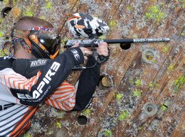 assets/images/activities/ohrdruf-paintball-spielen/1280_0003_DSC_0199-e1456346792977-270x200x90.jpg