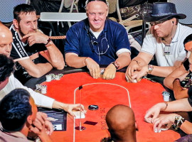 assets/images/activities/poker-aufbauworkshop-hamburg/1200_0009_BETFAIR_MG_1812-270x200x90.jpg