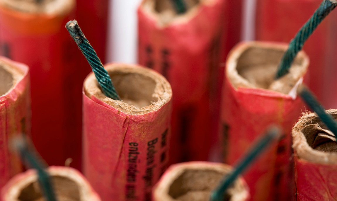 assets/images/activities/pyrotechnik-workshop-bottrop-kirchhellen/1280_0003_Fotolia_19465827_Subscription_XL-1150x686x90.jpg