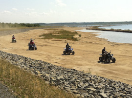 assets/images/activities/quad-offroad-tour-leipziger-seenlandschaft-in-markleeberg/1280_0001_IMG_0225-270x200x90.jpg