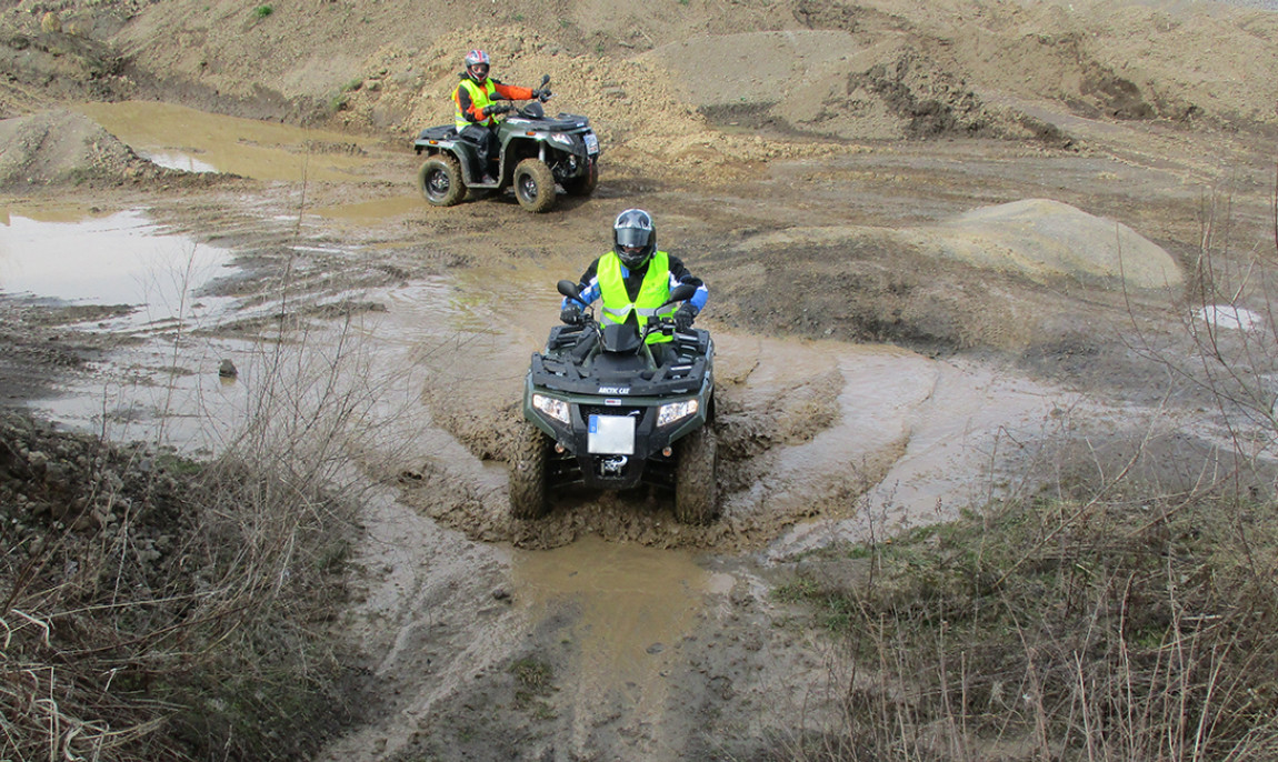 assets/images/activities/quad-tour-schnuppertour-am-nuerburgring-in-herresbach/1280_0012_IMG_0172-1150x686x90.jpg
