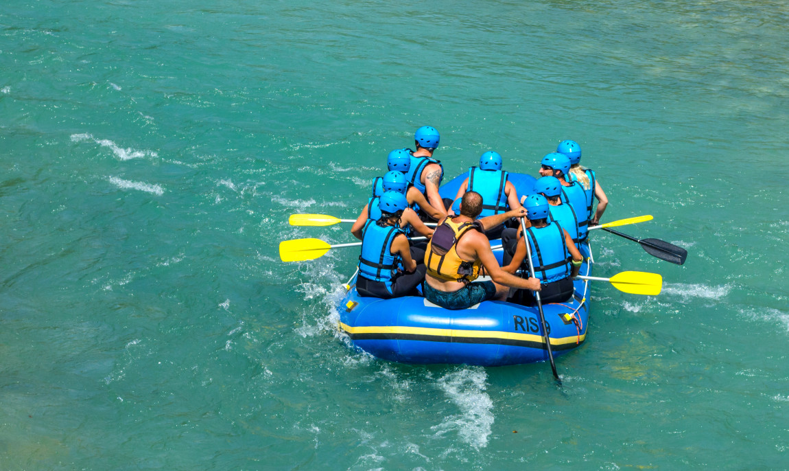 assets/images/activities/rafting-sonthofen-allgaeu/Fotolia_56323310_Subscription_L-1150x686x90.jpg