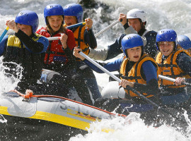 assets/images/activities/raftingtour-bad-reichenhall-tagestour/1280_0003_Rafting3-270x200x90.jpg