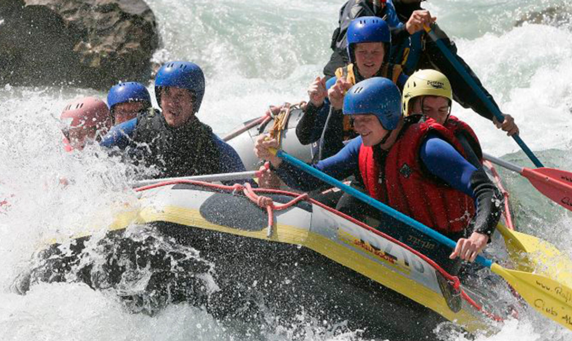 assets/images/activities/raftingtour-bad-reichenhall-tagestour/1280_0007_Rafting%204-1150x686x90.jpg