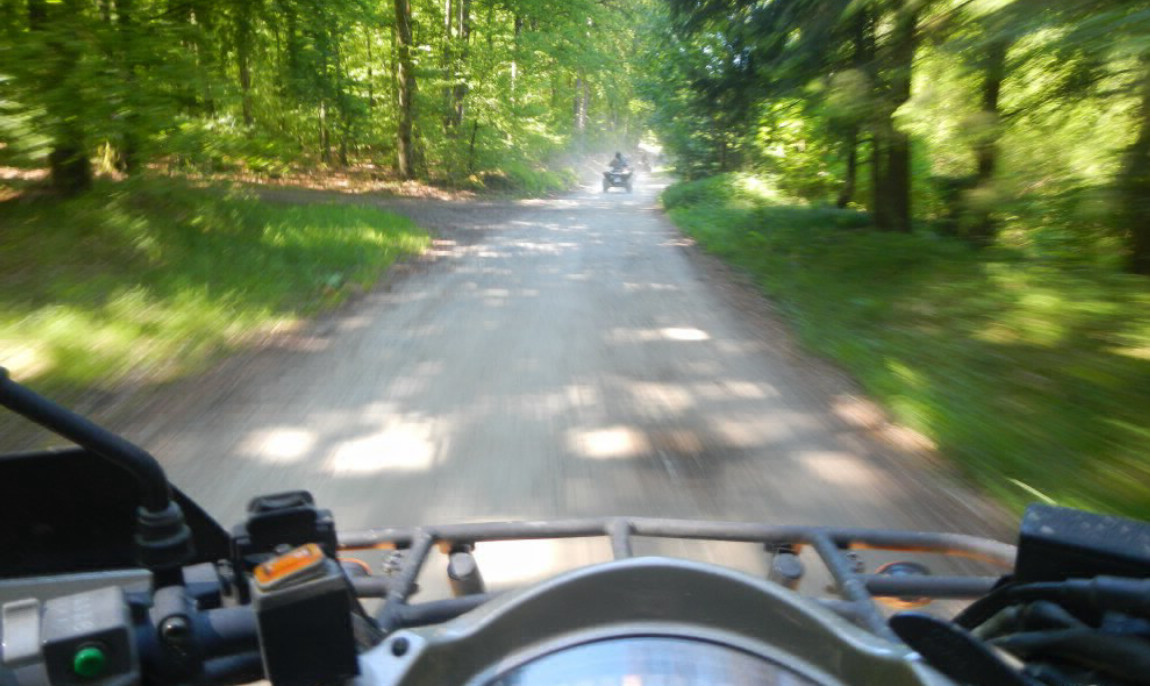 assets/images/activities/rain-3-std-quad-tour/On%20&%20Offroad%20Tour%2005-1150x686x90.jpg