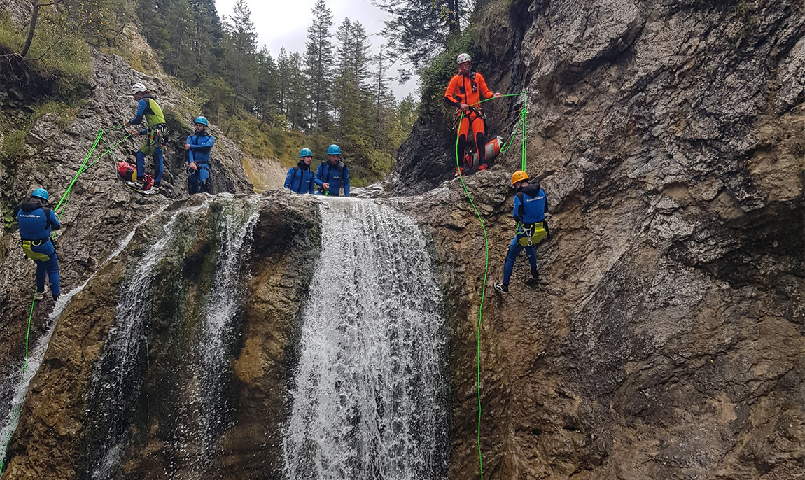 assets/images/activities/reutte-3-std-canyoning-tour-stuibenfaelle-fuer-einsteiger/Nat-Can-Stu-7-1150x686x90.jpg