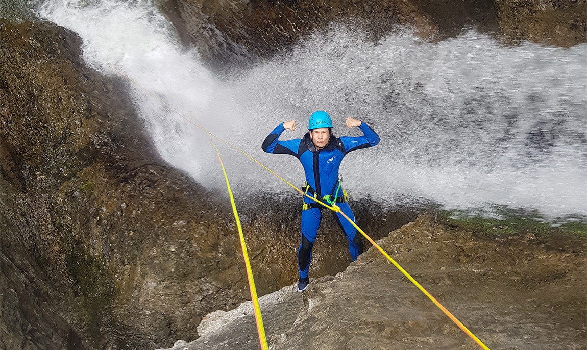 assets/images/activities/riezlern-3-std-canyoning-tour-schwarzwasserbach/Nat-Can-Sch-1-1150x686x90.jpg
