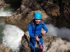 assets/images/activities/riezlern-3-std-canyoning-tour-schwarzwasserbach/Nat-Can-Sch-3-270x200x90.jpg