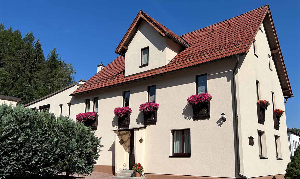 assets/images/activities/rohrbach-geniessen-und-traeumen-fuer-zwei/hof-2-1150x686x90.jpg