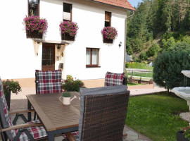 assets/images/activities/rohrbach-geniessen-und-traeumen-fuer-zwei/hof-3-270x200x90.jpg