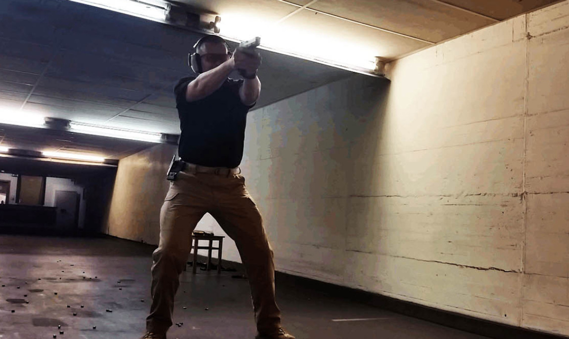assets/images/activities/rosenheim-schiesstraining-pistole-glock-19-9mm-luger/1280_0006_1-1150x686x90.jpg