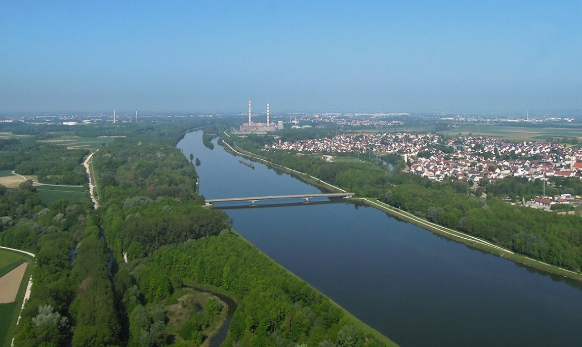 assets/images/activities/rothenburg-ob-der-tauber-hubschrauber-rundflug/1280_0003_DSCN5267-1150x686x90.jpg