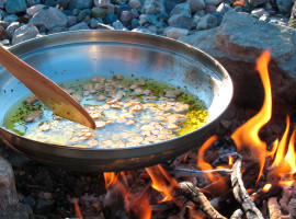 assets/images/activities/ruppichteroth-lagerfeuer-kochkurs/1280_0000_Fotolia_15071234_Subscription_L-270x200x90.jpg