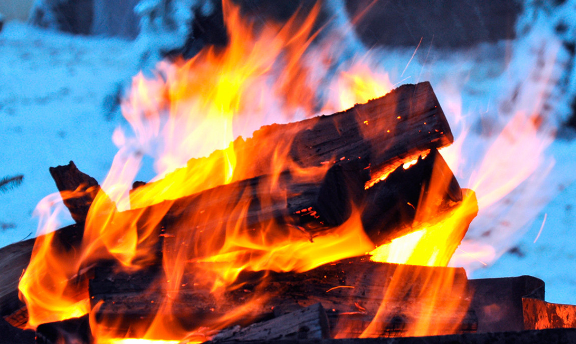 assets/images/activities/ruppichteroth-lagerfeuer-kochkurs/1280_0005_Fotolia_32620803_Subscription_XL-1150x686x90.jpg