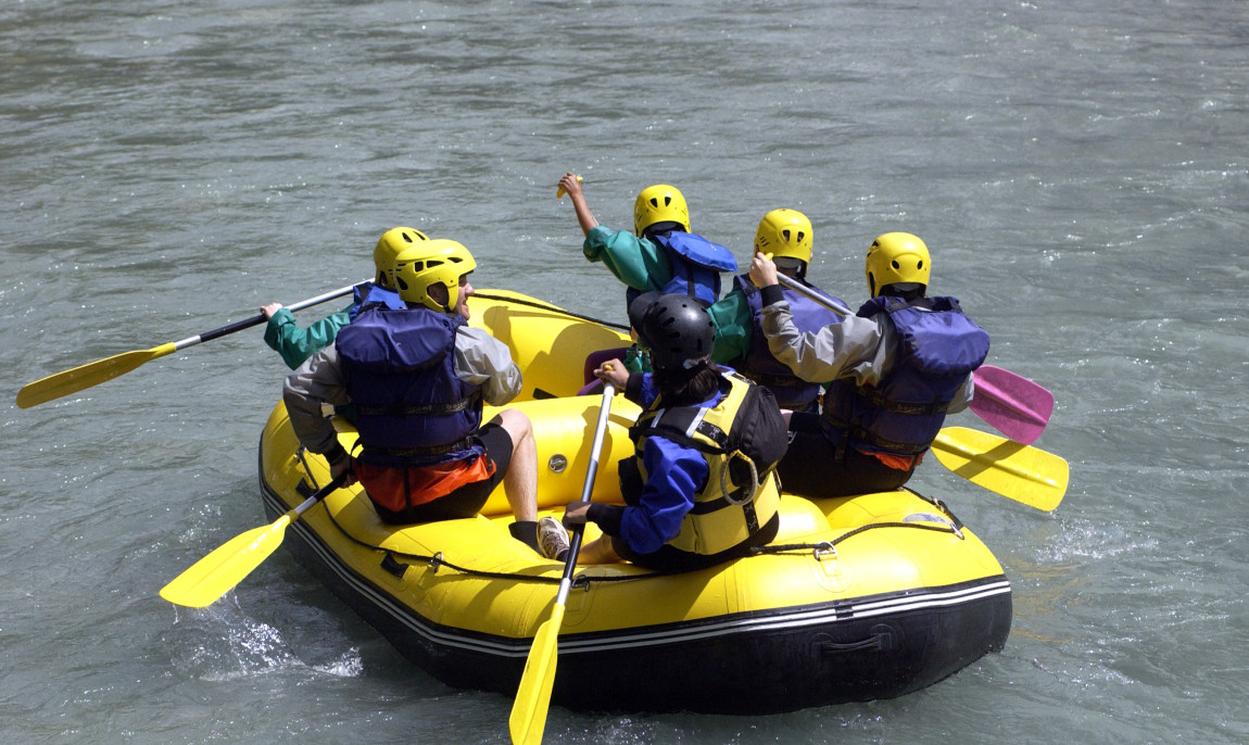 assets/images/activities/schlauchboot-tour-auf-der-iller-in-sonthofen/Fotolia_21037065_Subscription_L-1150x686x90.jpg