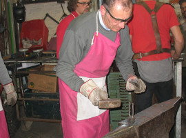 assets/images/activities/schmiedekurs-solingen/1280_0002_102-270x200x90.jpg