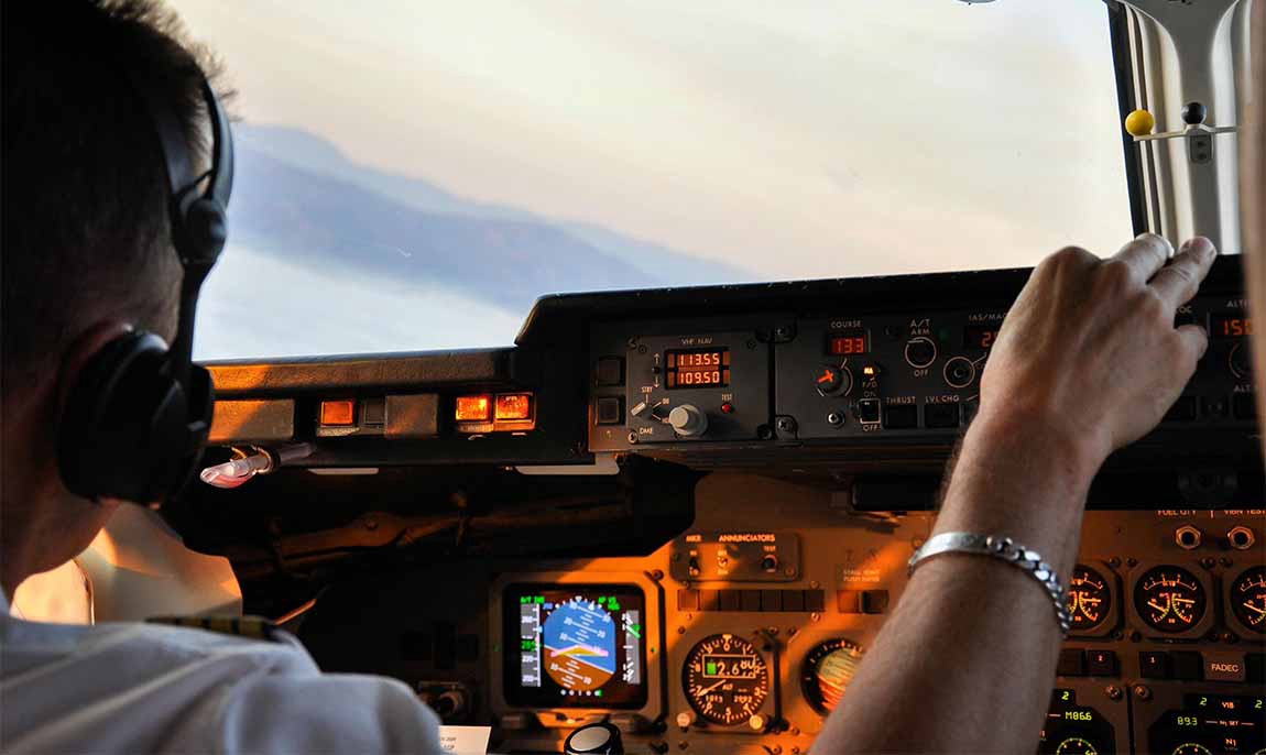 assets/images/activities/schweinfurt-sennfeld-60-min-flugsimulator-boeing-737ng/flugsim-10-1150x686x90.jpg