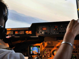 assets/images/activities/schweinfurt-sennfeld-60-min-flugsimulator-boeing-737ng/flugsim-10-270x200x90.jpg