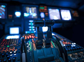 assets/images/activities/schweinfurt-sennfeld-60-min-flugsimulator-boeing-737ng/flugsim-12-270x200x90.jpg