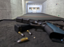 2 Std. Schießen für Anfänger mit Gewehren, Pistolen und Revolver in Seelze