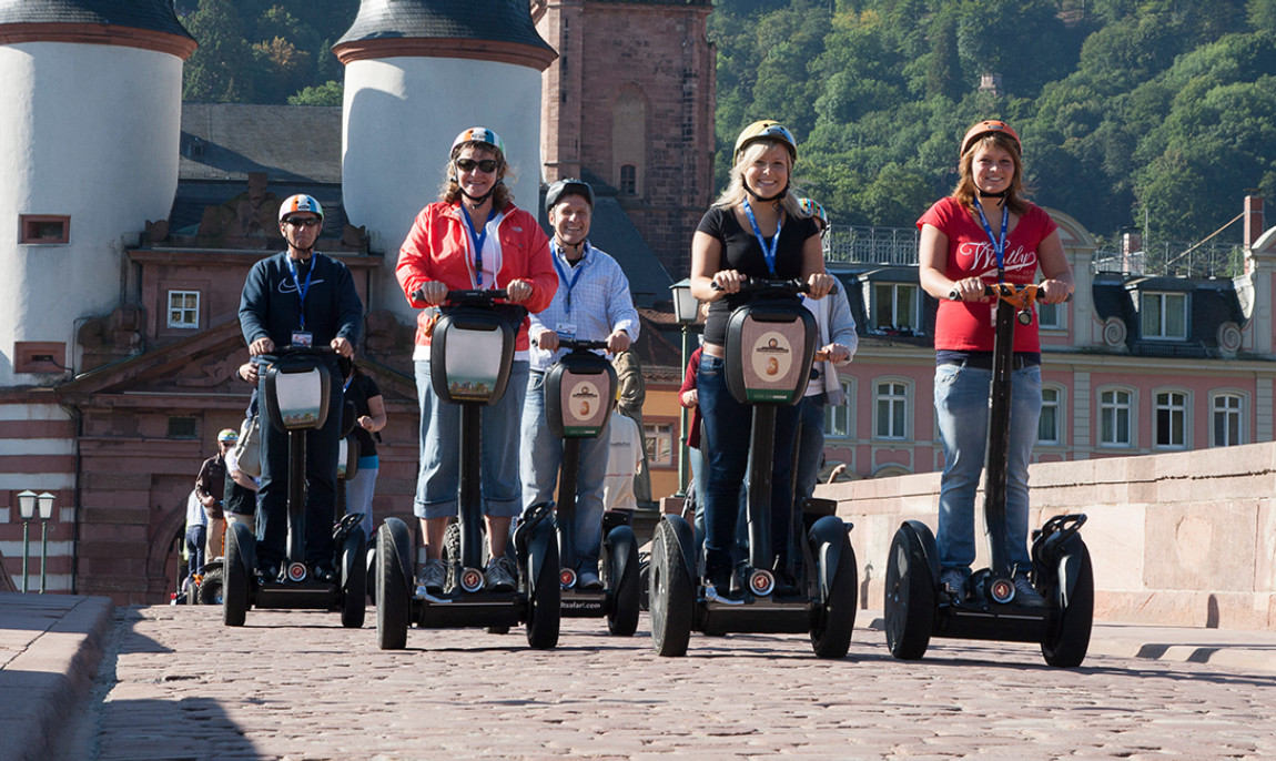 assets/images/activities/segway-tour-neckargemuend/1280_0001_rnz_berg_SCH_bk_Segway_08-1150x686x90.jpg