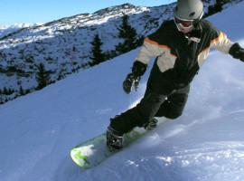 assets/images/activities/snowboard-grundkurs-in-bayerisch-eisenstein-bayern/1280_0007_Fotolia_393377_Subscription_L-270x200x90.jpg
