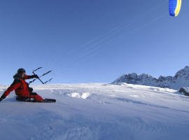 assets/images/activities/snowkiten-2-tageskurs-in-lofer-oesterreich/1280_0003_GIN%2083-270x200x90.jpg