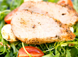 assets/images/activities/solingen-steak-grillkurs/1280_0001_Schweinefilet%20auf%20Salat_2-270x200x90.jpg