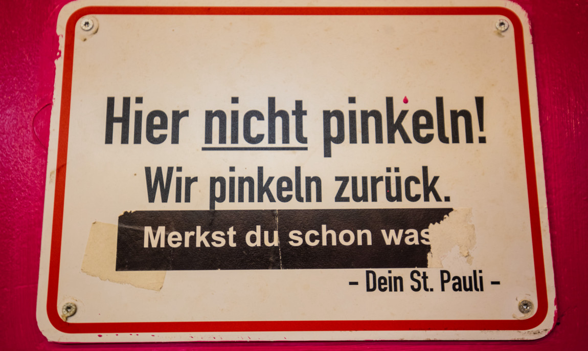 assets/images/activities/st-pauli-stadtfuehrung-hamburg-von-wahrzeichen-zu-wahrzeichen/LNdFW_0402-1150x686x90.jpg