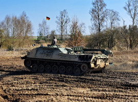 assets/images/activities/steinhoefel-leopard-1-bergepanzer/panz-wer-22-270x200x90.jpg