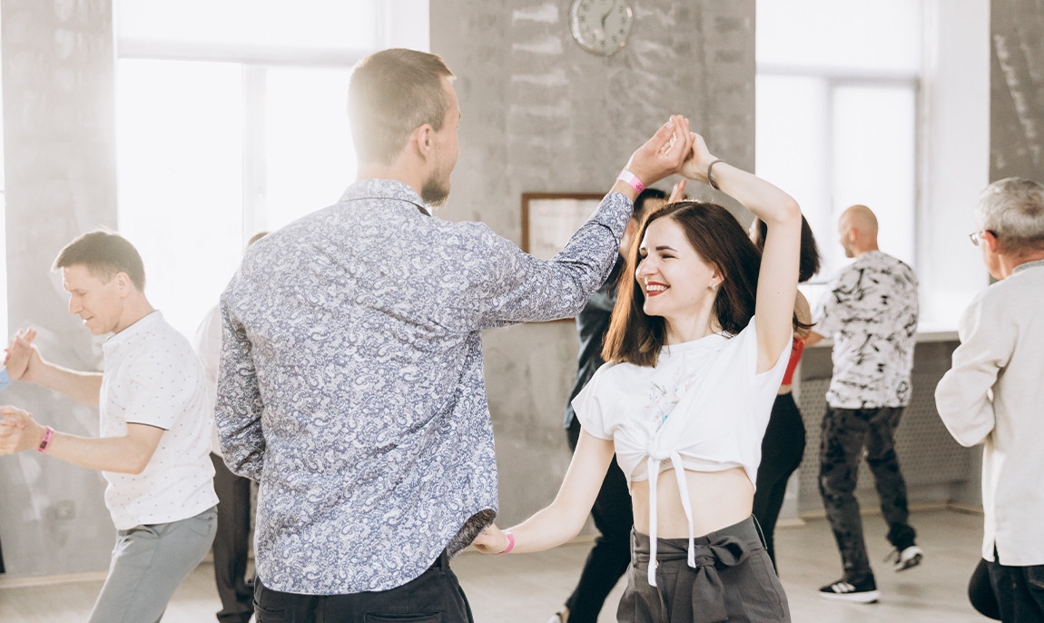 assets/images/activities/stuttgart-zuffenhausen-90-min-schnuppertanzkurs-fuer-2-personen/tan-jo_8-1150x686x90.jpg