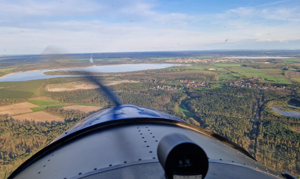 assets/images/activities/trebbin-pilot-fuer-einen-tag-mit-60-minuten-reiner-flugzeit-ab-flugplatz-trebbin/20230423_190912-1150x686x90.jpg