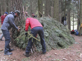 assets/images/activities/ueberleben-in-der-wildnis-in-oberschneiding2-tage/1280_0003_Notunterkunft_07-270x200x90.jpg