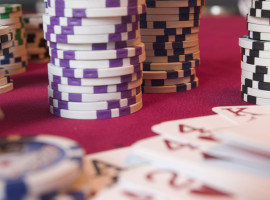 assets/images/activities/uebernachtung-im-pokerzimmer-in-ostbevern-raum-muenster/1280_0000_Pokerzimmer5-270x200x90.jpg