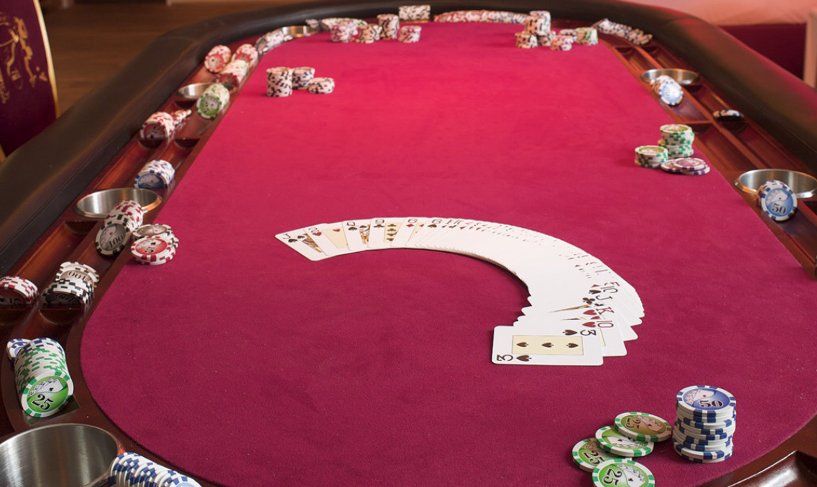 assets/images/activities/uebernachtung-im-pokerzimmer-in-ostbevern-raum-muenster/1280_0003_Pokerzimmer2-1150x686x90.jpg