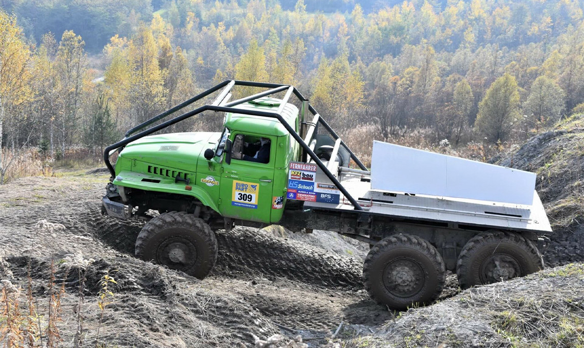 assets/images/activities/voitsberg-oesterreich-60-min-ural-6x6-truck-offroad-selber-fahren/offroad-kraw-18-1150x686x90.jpg