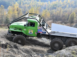 assets/images/activities/voitsberg-oesterreich-60-min-ural-6x6-truck-offroad-selber-fahren/offroad-kraw-18-270x200x90.jpg
