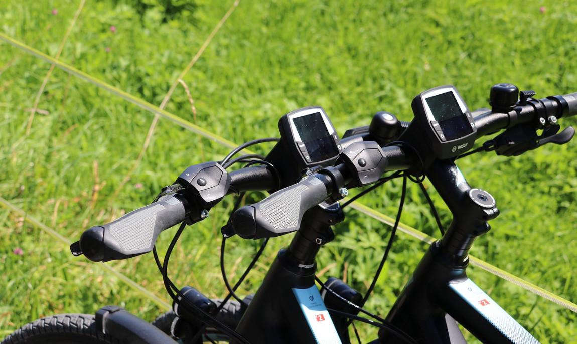 assets/images/activities/volkach-e-bike-tour-inkl-guide-und-e-bike/bikes-5507312_1280-1150x686x90.jpg