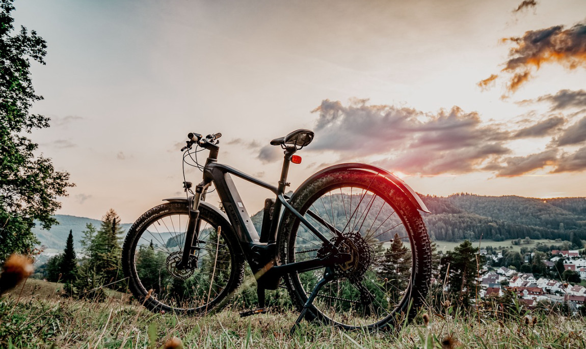 assets/images/activities/volkach-e-bike-tour-inkl-guide-und-e-bike/mountain-bike-5567847_1280-1150x686x90.jpg