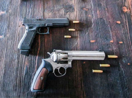 Schießtraining mit Pistole und Revolver in Wallenhorst