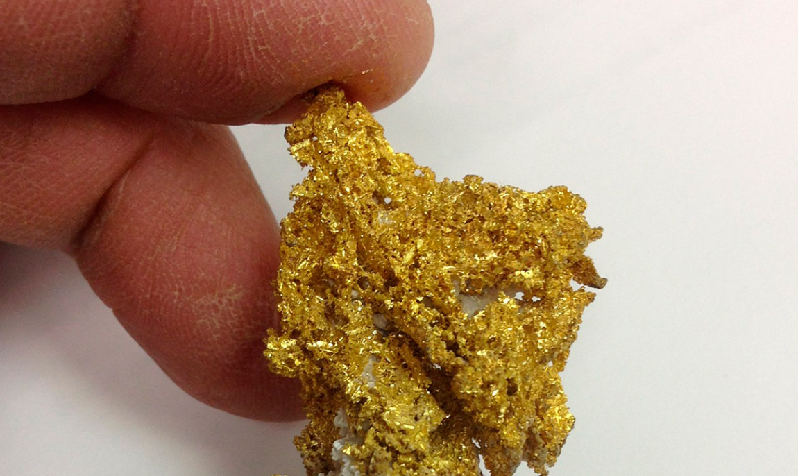 assets/images/activities/weil-am-rhein-gold-waschen/1280_0001_gold-nugget-1796904_1920-1150x686x90.jpg