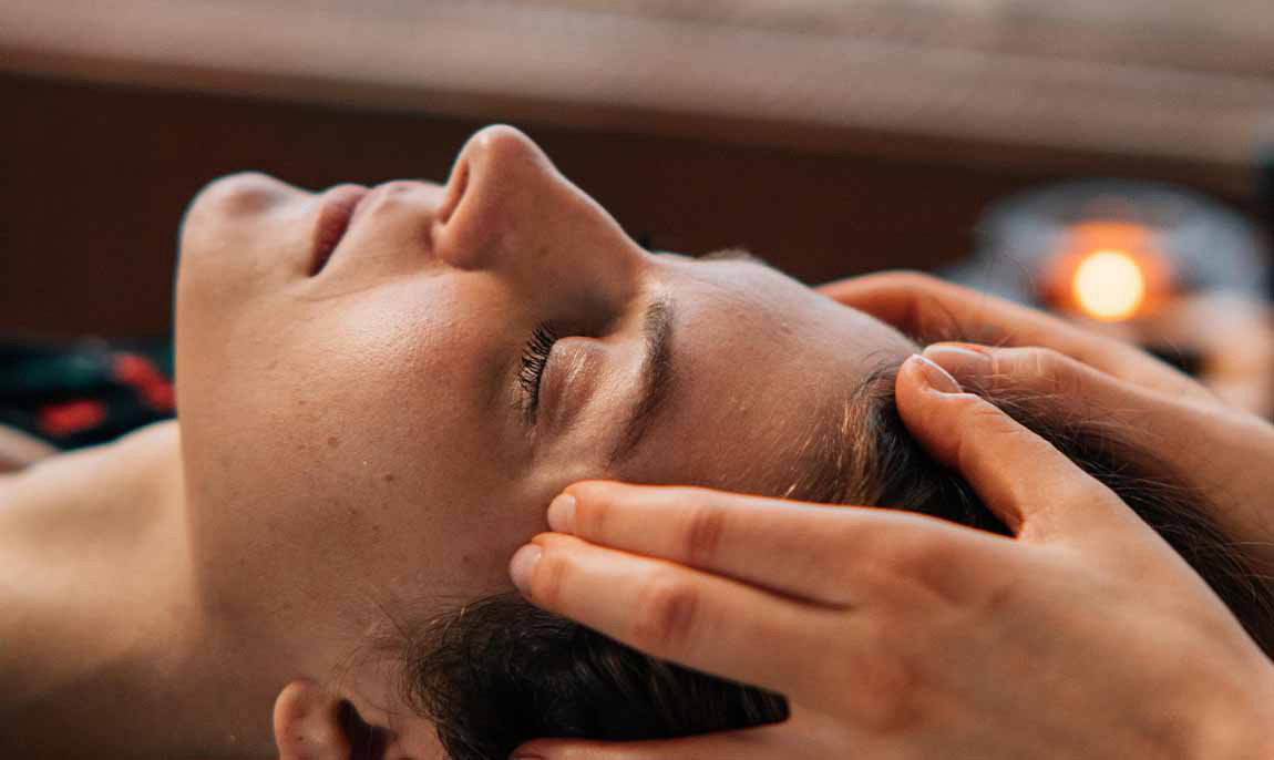 assets/images/activities/weinheim-30-min-ayurveda-gesichtsmassage/ayurveda-29-1150x686x90.jpg