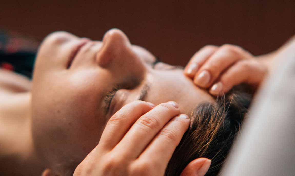 assets/images/activities/weinheim-30-min-ayurveda-gesichtsmassage/ayurveda-31-1150x686x90.jpg