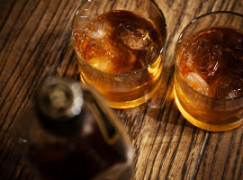 assets/images/activities/whisky-tasting-im-dunkeln-wetzlar/1280_0004_Fotolia_18351261_Subscription_L-270x200x90.jpg
