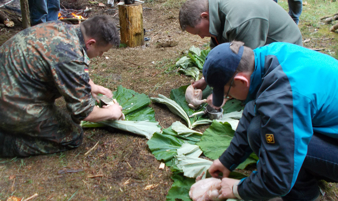assets/images/activities/wildnis-survival-wochenende-3tage-in-benneckenstein-im-harz/1280_0041_87-1150x686x90.jpg
