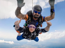 assets/images/activities/zweibruecken-fallschirmtandemsprung/sky-staa-11-270x200x90.jpg